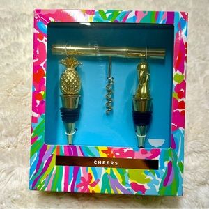 NWT Lilly Pulitzer Wine Bottle Gift Set